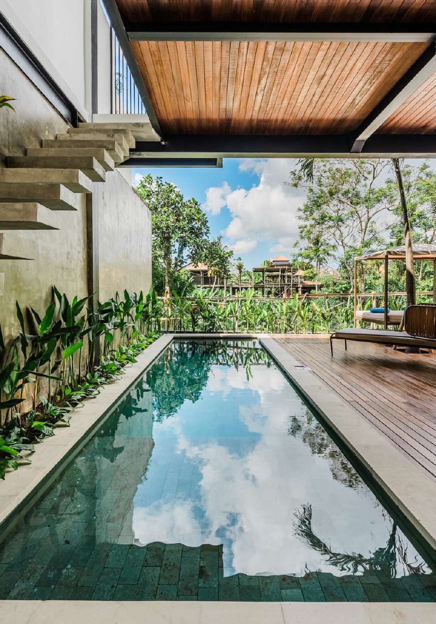 Nili Villas, Tumbak Bayuh